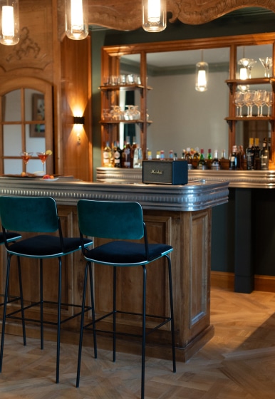 bar - Locronan, Finistère